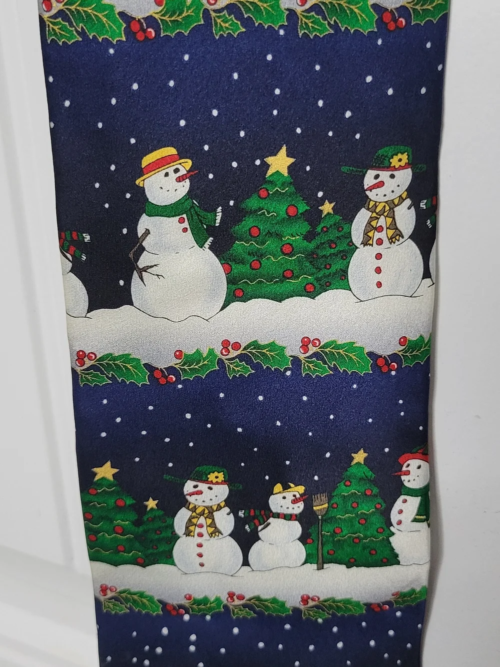 MMG Holidays Snowman Pattern Men's Tie Blue and Green